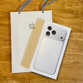 アイフォーン(iPhone)の【新品・未開封】【即日発送】 iPhone17 pro max 256GB(スマートフォン本体)