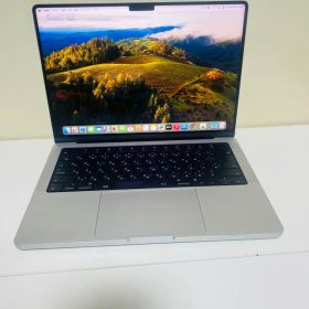 Macbook M3 Pro 14インチ 2023 16GB 512GB