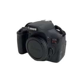 CANON◆デジタル一眼カメラ EOS Kiss X8i ダブルズームキット DS126571