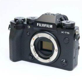 【中古】 《美品》 FUJIFILM X-T5 ボディ ブラック [ デジタルカメラ ]