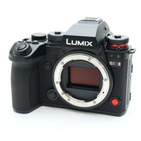 【中古】 《美品》 Panasonic LUMIX S1RII ボディ DC-S1RM2 [ デジタルカメラ ]