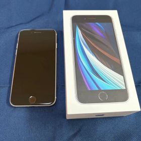 Apple iPhone SE (第2世代) ホワイト 本体 おまけ付き