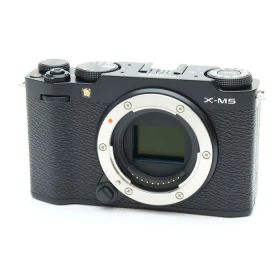 【中古】 《良品》 FUJIFILM X-M5 ボディ ブラック [ デジタルカメラ ]