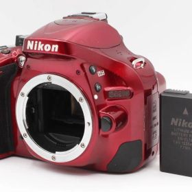 ☆★《ショット数30,164回 》Nikon ニコン D5200 デジタル一眼レフ ボディ バリアングル液晶 red レッド バッテリー付き ★ ♯400