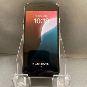 美品 国内版 SIMフリー iPhoneSE 第３世代 64GB スターライト色