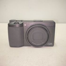 RICOH◆デジタルカメラ RICOH GR III