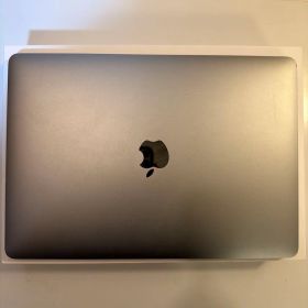Apple MacBook Pro スペースグレー MR9Q2J/A