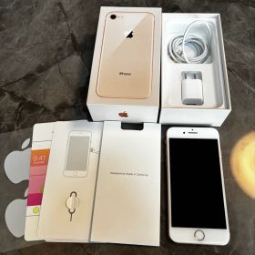 Apple iPhone 8 ピンク 本体