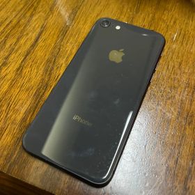 Apple iPhone 8 スペースグレー 本体