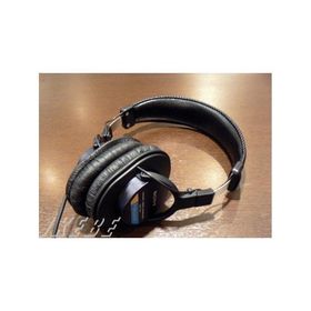 SONY MDR-7506(ソニー)(密閉型・スタジオ定番モニターヘッドホン)(定番MDR-CD900ST兄弟モデル)