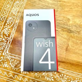 AQUOS wish4 ブラック