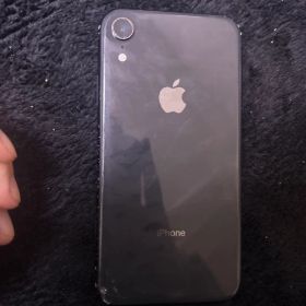 Apple iPhone XR 128GB ブラック傷あり