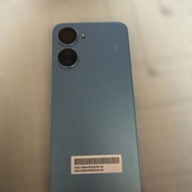 Libero 5G IV A302ZT 6.6インチ メモリー4GB ケース付き