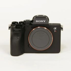 【極美品】SONY α7R IV ILCE-7RM4 ボディ / テスト撮影のみ