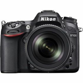 【中古】ニコン Nikon D7100 18-105VRレンズキット