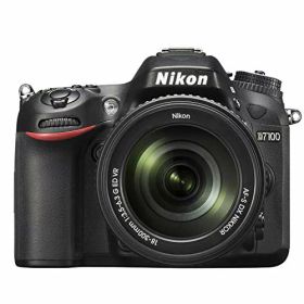 【中古】「非常に良い」Nikon デジタル一眼レフカメラ D7100 18-300 VR スーパーズームキット D7100LK18-300