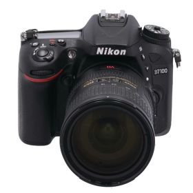 Nikon ニコン/デジタル一眼/D7100 18-200VRレンズセット/2094861/Bランク/01【中古】