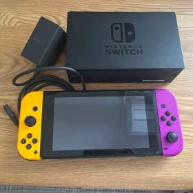 Nintendo Switch 本体 紫とオレンジ