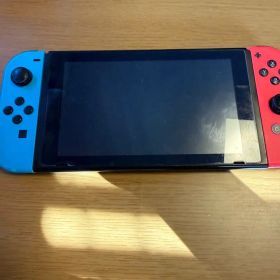 Nintendo Switch 本体 青/赤