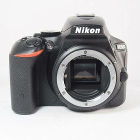 【中古】 (ニコン) Nikon D5500 ブラック【中古カメラ デジタル一眼】 ランク：AB