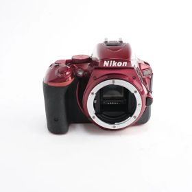 【中古】 (ニコン) Nikon D5500 ボディ【中古カメラ デジタル一眼】 ランク：B