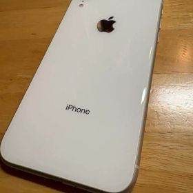iPhone XR ホワイト 64GB 本体