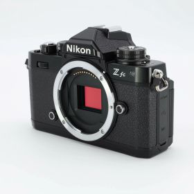 【中古】Nikon(ニコン) Z fc 28mm f2.8 Special Edition キット ミラーレス一眼カメラ ブラック 単焦点レンズ _GP00015861