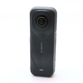 【中古】 《美品》 Insta360 X5 エッセンシャルバンドル CINSAAHA-X504 [ デジタルカメラ ]