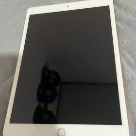 iPad 第7世代A2198ゴールド セルラーモデル本体