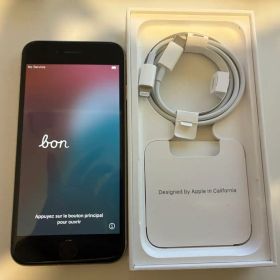 iPhone SE3 第3 白スターライト128GB 残債無しSIMフリー