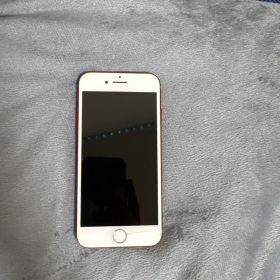 Apple iPhone 7 レッド 本体