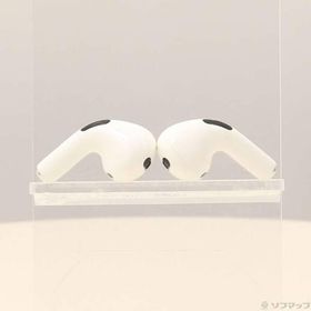 〔中古〕Apple(アップル) AirPods Pro 第1世代 MagSafe対応 MLWK3J／A〔348-ud〕