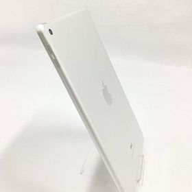 Apple iPad 第6世代 32GB シルバー Wi-Fi 動作確認済 【全額返金保証】【最速発送】