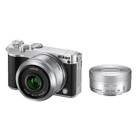 ニコン Nikon J5 ダブルレンズキット シルバー J5WLKSL <プレゼント包装承ります>