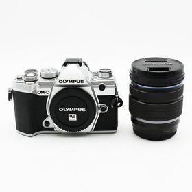 OLYMPUS オリンパス OM-D E-M5 Mark III 12-45mm F4.0 PROキット シルバー シャッター回数：2006回 元箱あり 中古良品