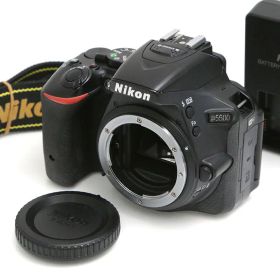【中古】【お買い得品】ニコン D5500 ボディ CA01-B3732-2Q2A-ψ ニコン Fマウント Nikon 一眼レフ APS-C