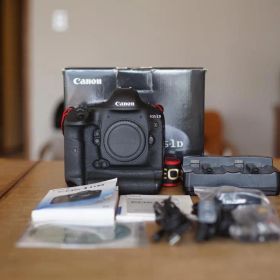 CANON キヤノン EOS-1D X フラッグシップモデル 美品