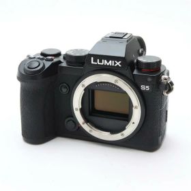 【中古】 《良品》 Panasonic LUMIX DC-S5 ボディ【液晶パネル部品交換/各部点検済】 [ デジタルカメラ ]