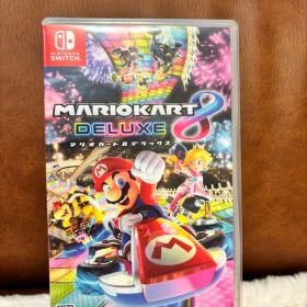 Nintendo Switch用の人気レースゲーム、マリオカート8デラックス