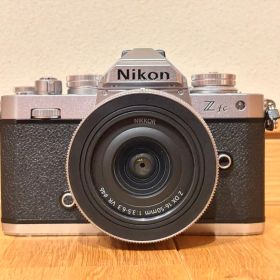 Nikon Zfc 16-50 VR レンズキット