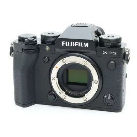 【中古】 《美品》 FUJIFILM X-T5 ボディ ブラック [ デジタルカメラ ]