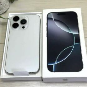 ✅✨新品同様✨ iPhone 15 Pro 256GB ⭐️ホワイトチタン❣️国内版