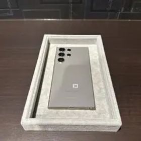 【美品】Galaxy S24 Ultra 256GB チタニウムグレー