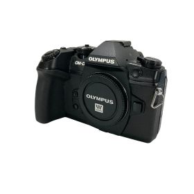 OLYMPUS OM-D E-M1 Mark II オリンパス オーエムディー イーエムワン マークツー ブラック ボディ カメラ 中古 W10717781