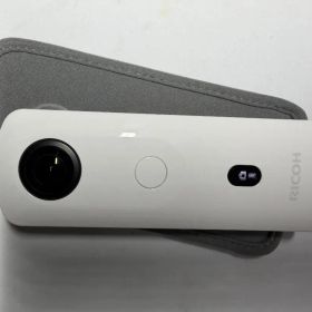 RICOH THETA SC2 ホワイト 360度カメラ 451