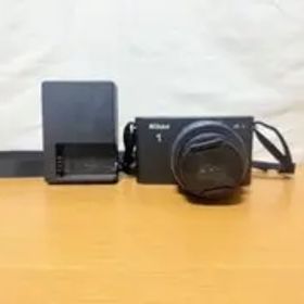 Nikon 1 J1 10-30mm F3.5-5.6 VR ブラック ニコン