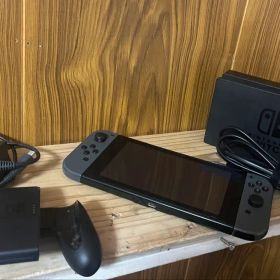 Nintendo Switch 本体