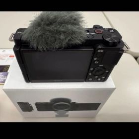 Sony ZV-E10 コンパクトデジタルカメラ+レンズ SEL 35F18