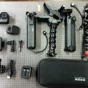 GoPro HERO10 長時間撮。マウント多数お得セット更にネックマウントも！