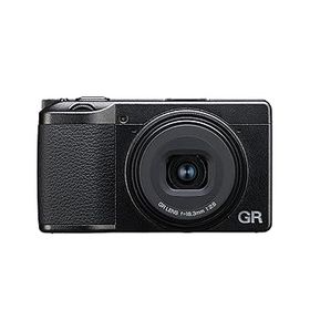 【中古】［非常に良い］RICOH GR III HDF 特別モデル デジタルカメラ HDF搭載 焦点距離28mm